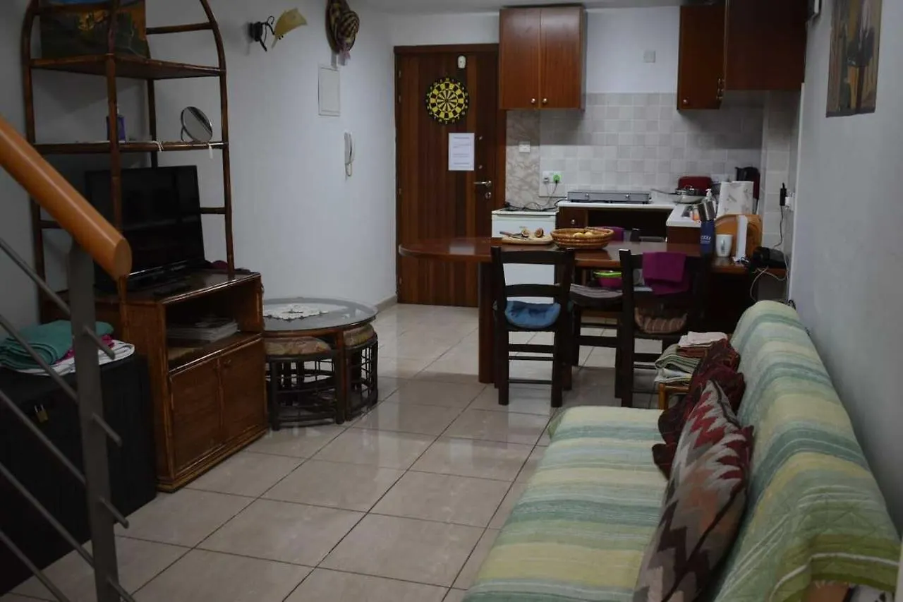 Marina Apartment 4 Larnaca